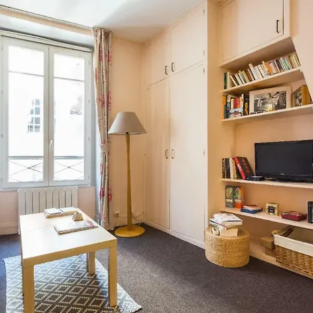 Appartamento Charming Studio In The Heart Of The Marais District Parigi