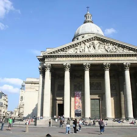Charming Studio In The Heart Of The Marais District Apartment Paris